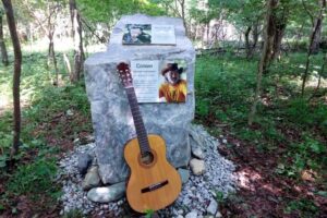 Памятный знак на тропе леопарда: Приморье чтит защитников дикой природы