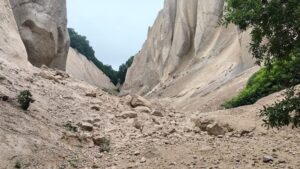 Землетрясение на Камчатке повредило знаменитые скалы Кутхины баты