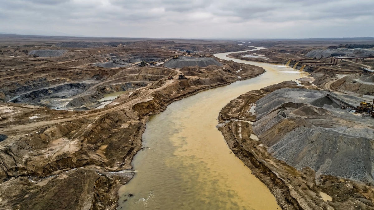 Ядовитая артерия: как стоки из Монголии убивают экосистему Байкала